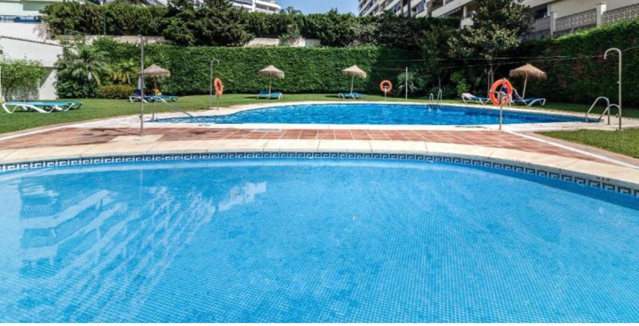 Marbella Edificio Puerto Azul Apartman Kültér fotó
